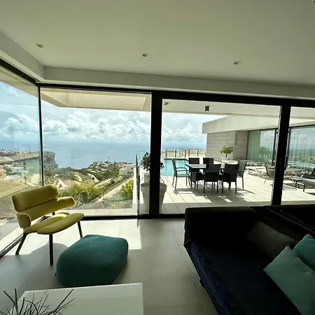 Amanecer Villa *